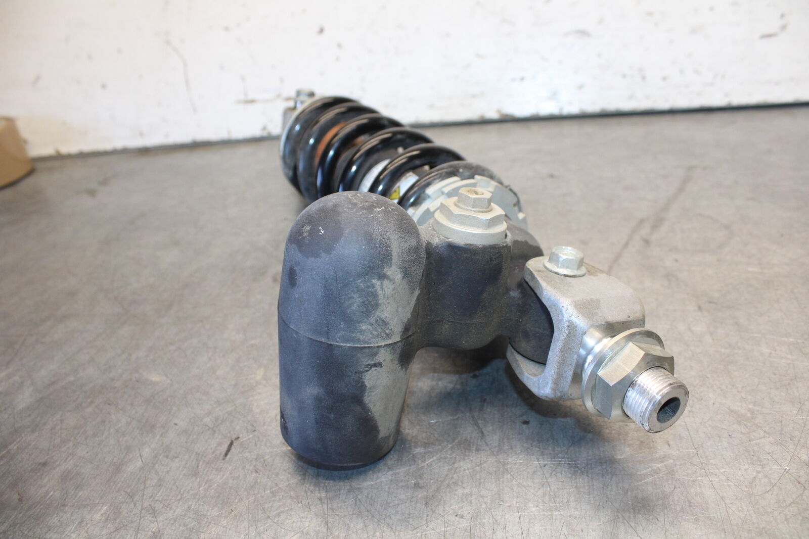 11-24 SUZUKI GSXR750 REAR BACK SHOCK ABSORBER SUSPENSION  BB687