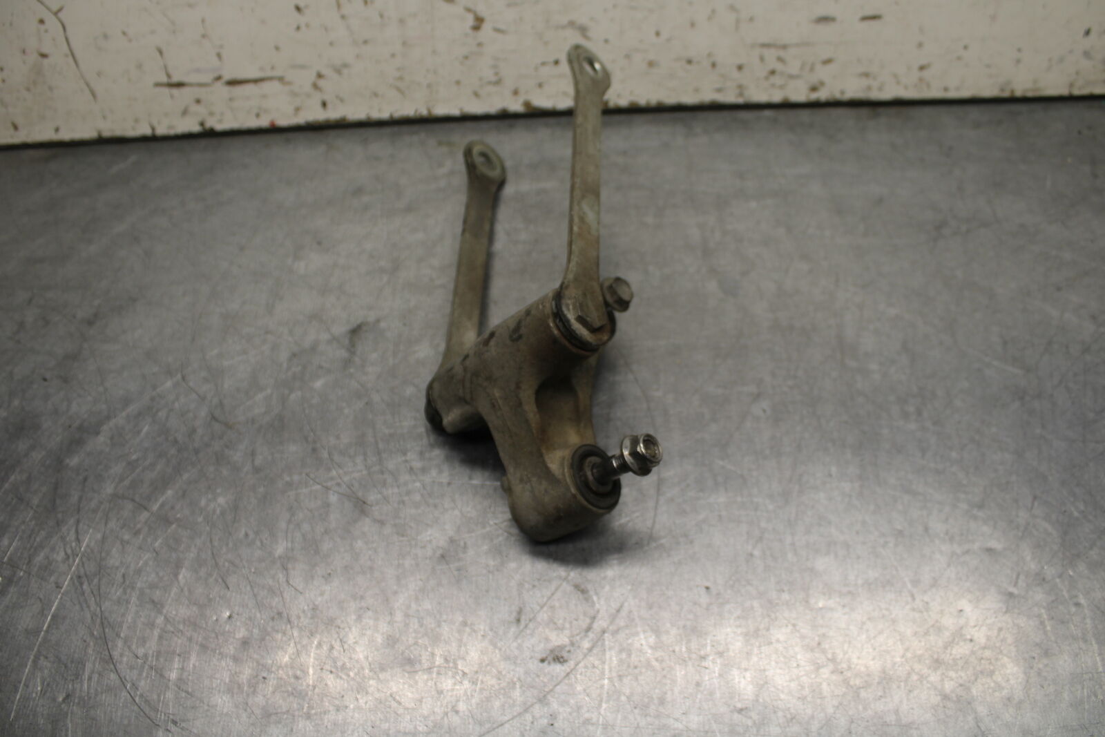 13-17 KAWASAKI NINJA ZX6R ZX636E REAR DOGBONE SHOCK LINKAGE LINK BB735