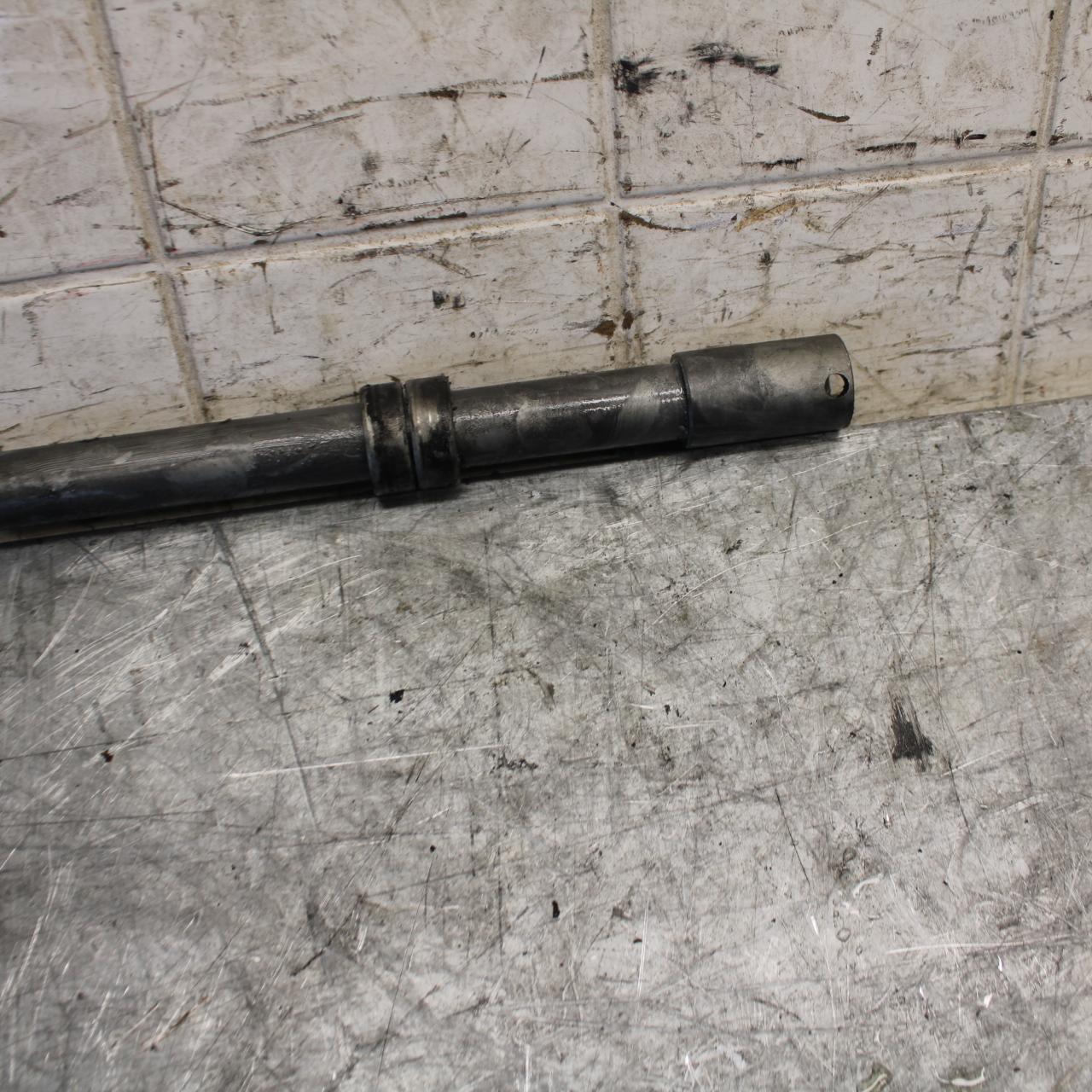 2008 Honda CBR600RR FRONT WHEEL RIM AXLE PIVOT BOLT 44301-MFJ-D00 BB542