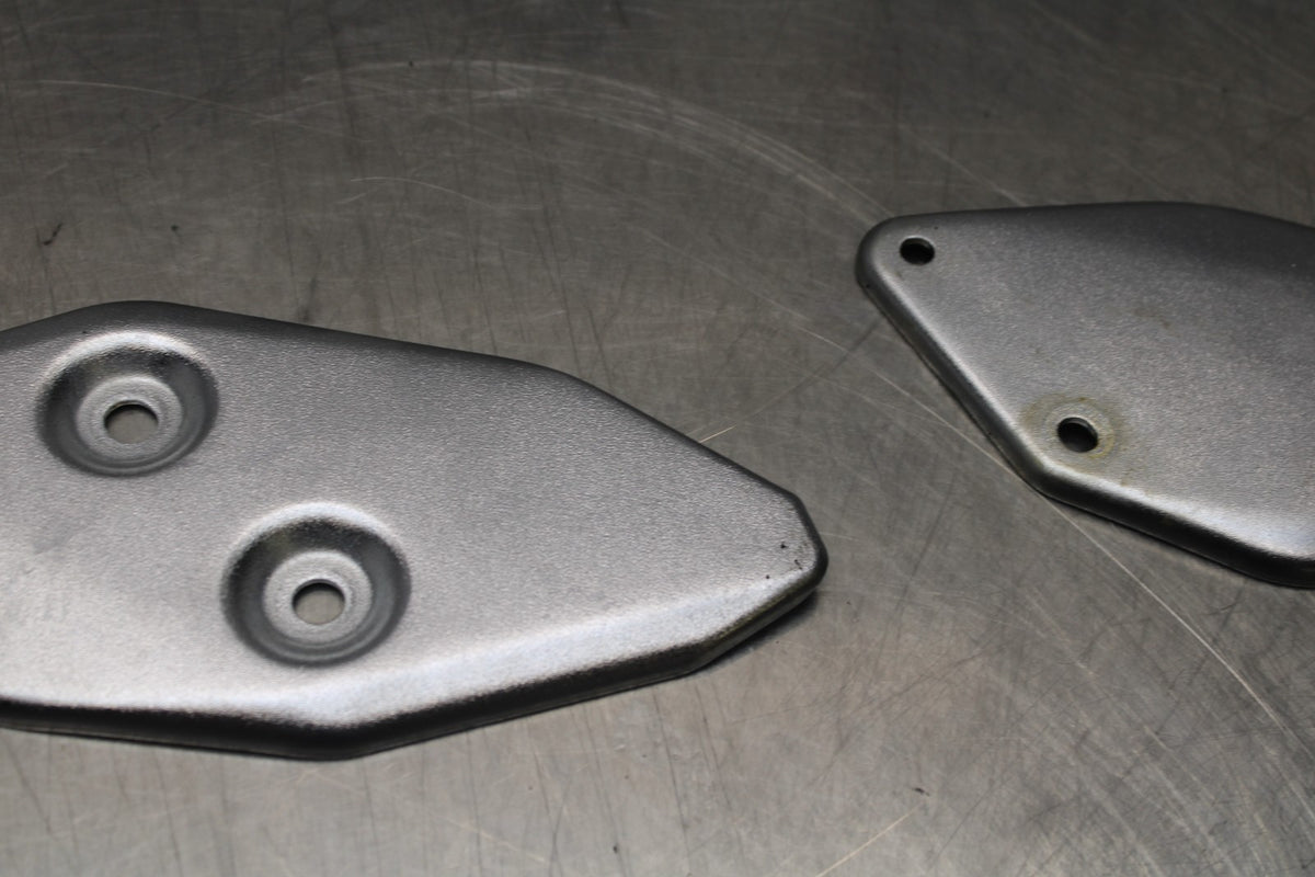 17-18 YAMAHA YZF R3 REARSET REAR SET HEEL GUARD COVER SET PAIR BB788