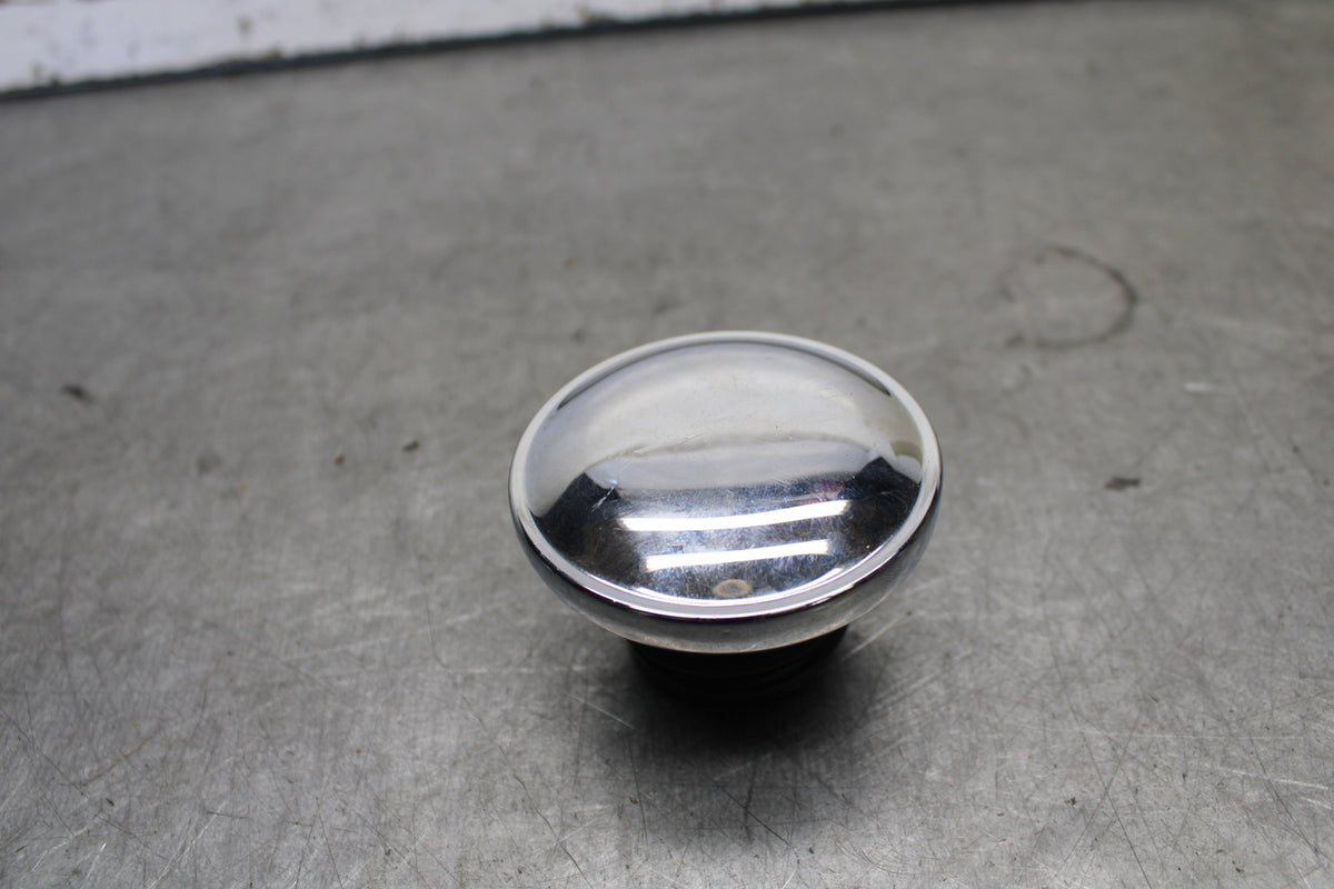 04-16 HARLEY-DAVIDSON SPORTSTER 883 FUEL TANK GAS CAP BB680