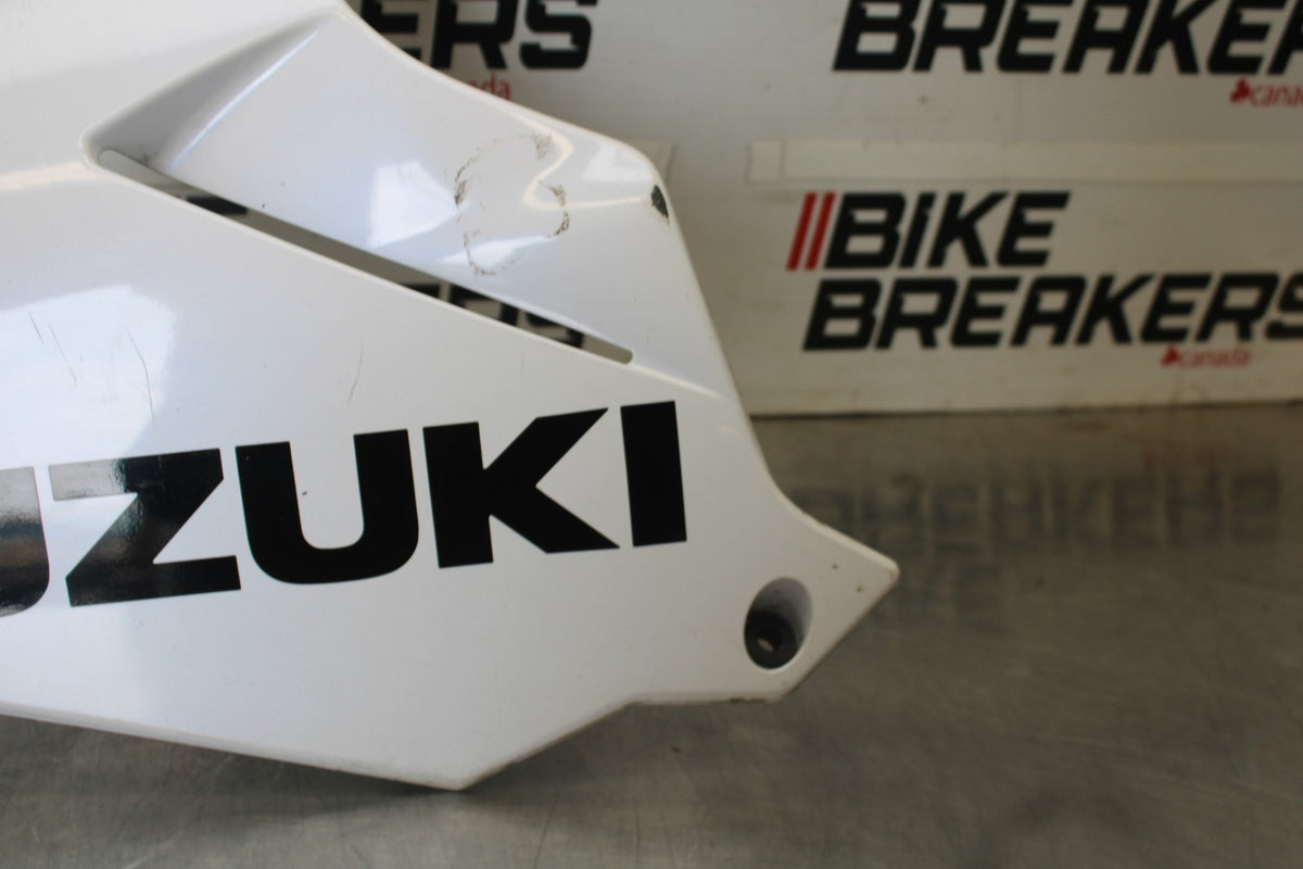 11-26 SUZUKI GSXR750 LEFT LOWER BOTTOM BELLY SIDE FAIRING COWL BB900