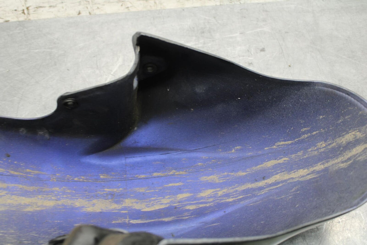 2000 Yamaha YZF R6 FRONT WHEEL FENDER COWL FAIRING BB558
