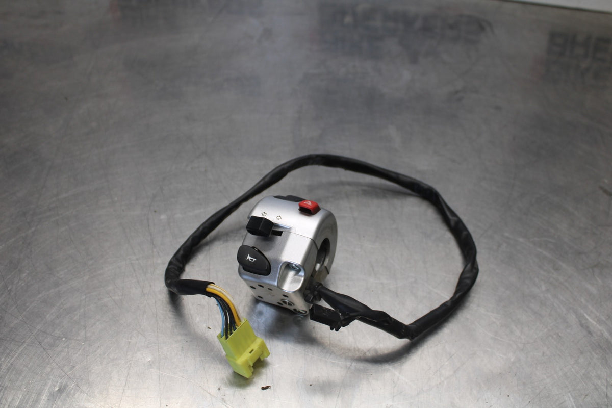 07 SUZUKI BOULEVARD M50 LEFT CLIP ON HANDLE HORN SIGNALS SWITCH SWITCHES BB897