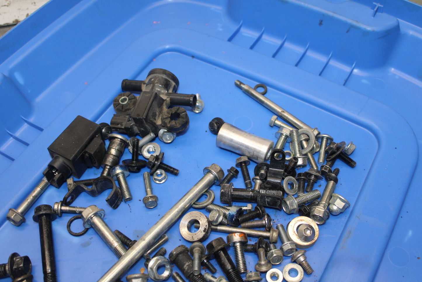 13-15 HONDA CBR500R ENGINE MOUNTING BOLTS HARDWARE MOTOR SCREWS BB704