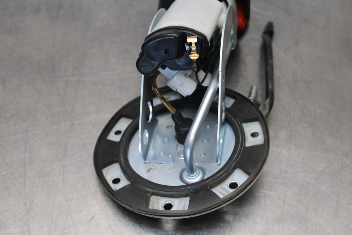 12 HONDA CB1000R FUEL PUMP GAS PETROL SENDER UNIT BB200
