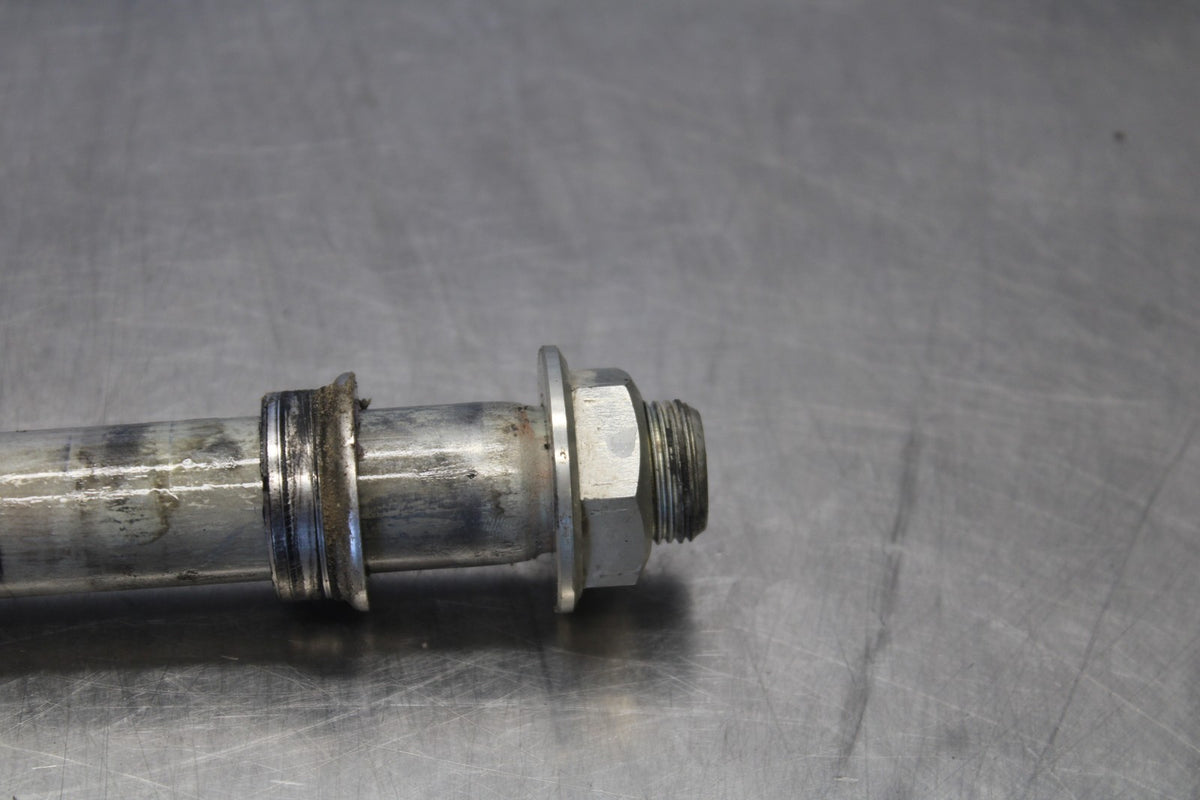 18 SUZUKI GSXR750 FRONT WHEEL RIM AXLE PIVOT BOLT BB891