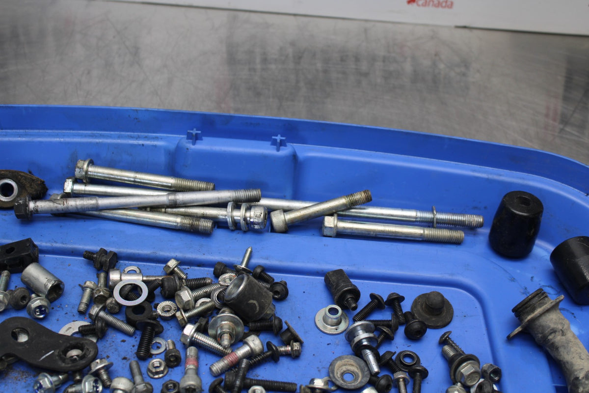 17-22 KTM 390 DUKE ENGINE MOUNTING BOLTS HARDWARE MOTOR SCREWS BB180