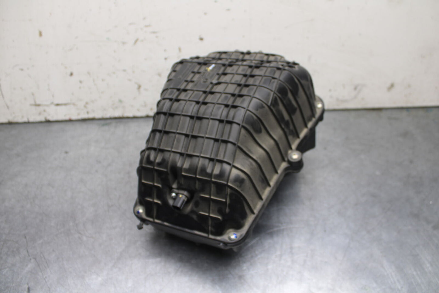 18-23 KAWASAKI NINJA 400 EX400 ABS AIRBOX AIR INTAKE FILTER BOX BB747