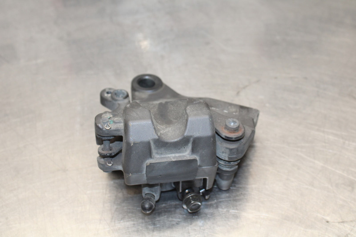 17-18 YAMAHA YZF R3 REAR BACK BRAKE CALIPER W MOUNT BRACKET BB813