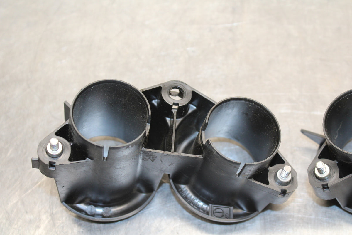 03-04 HONDA CBR600RR AIRBOX INTAKE VELOCITY STACKS BB134