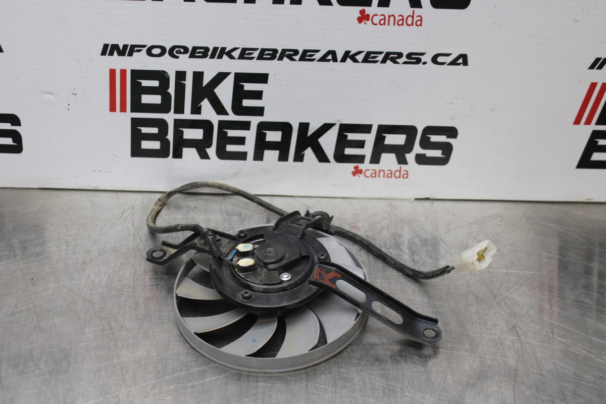 15-17 YAMAHA YZF R1 RIGHT ENGINE RADIATOR COOLING FAN MOTOR BB190