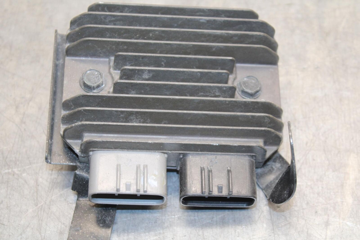 09-12 KAWASAKI NINJA ZX6R RECTIFIER VOLTAGE REGULATOR 21066-0028 BB617