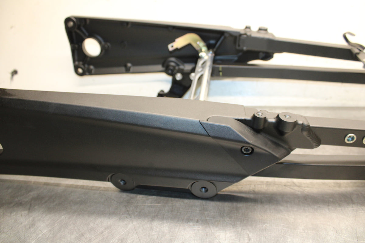 12-25 KAWASAKI NINJA ZX14R NEW!! REAR SUBFRAME BACK SUB FRAME BB757