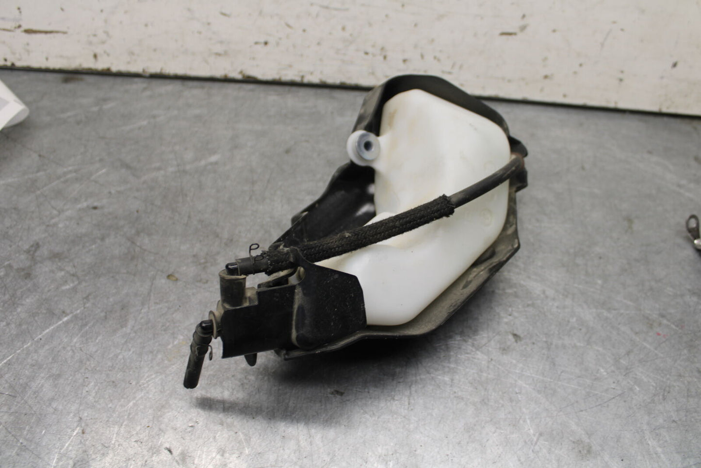 22-24 YAMAHA XSR900 COOLANT WATER TANK RESERVOIR BOTTLE BB683