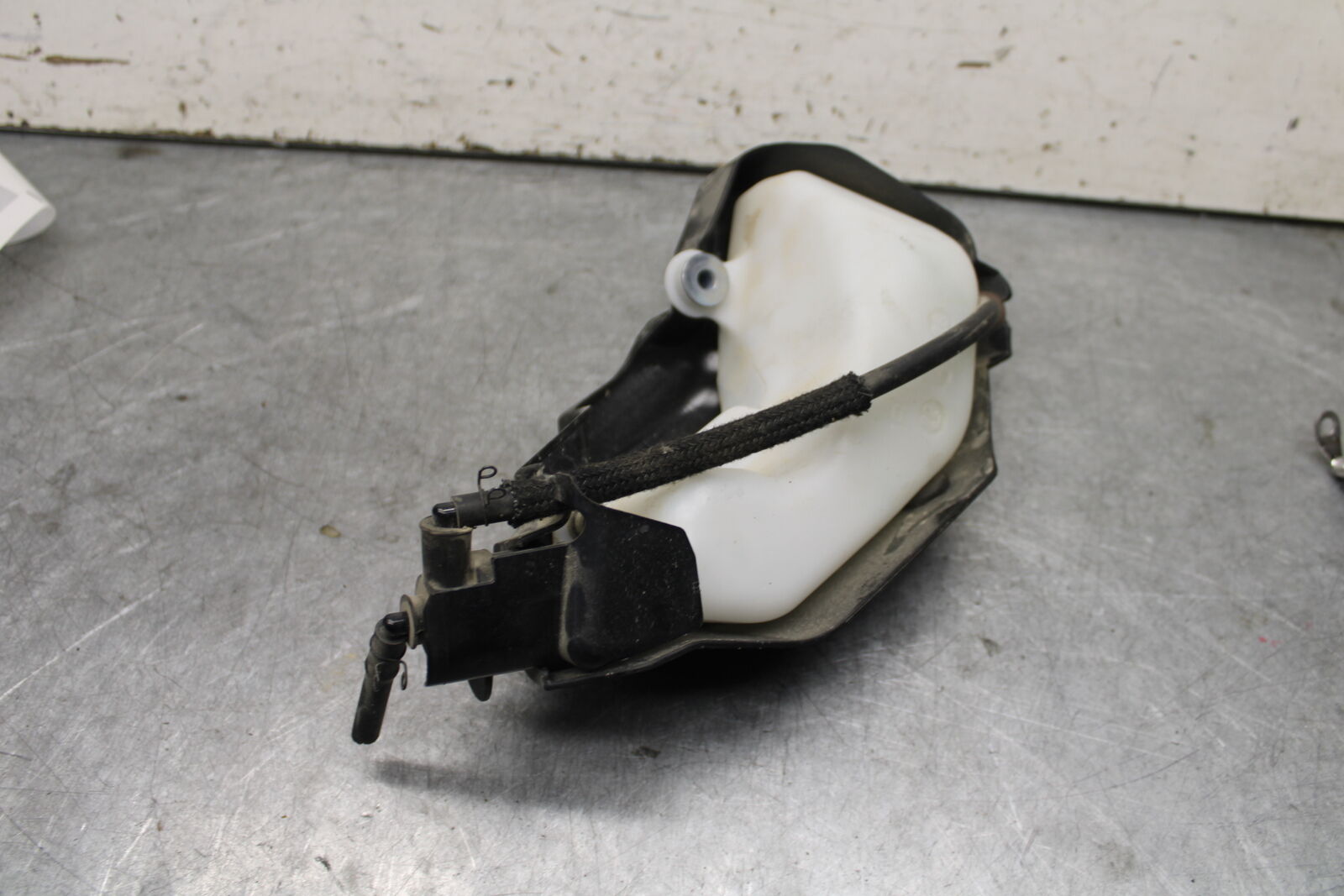 22-24 YAMAHA XSR900 COOLANT WATER TANK RESERVOIR BOTTLE BB683