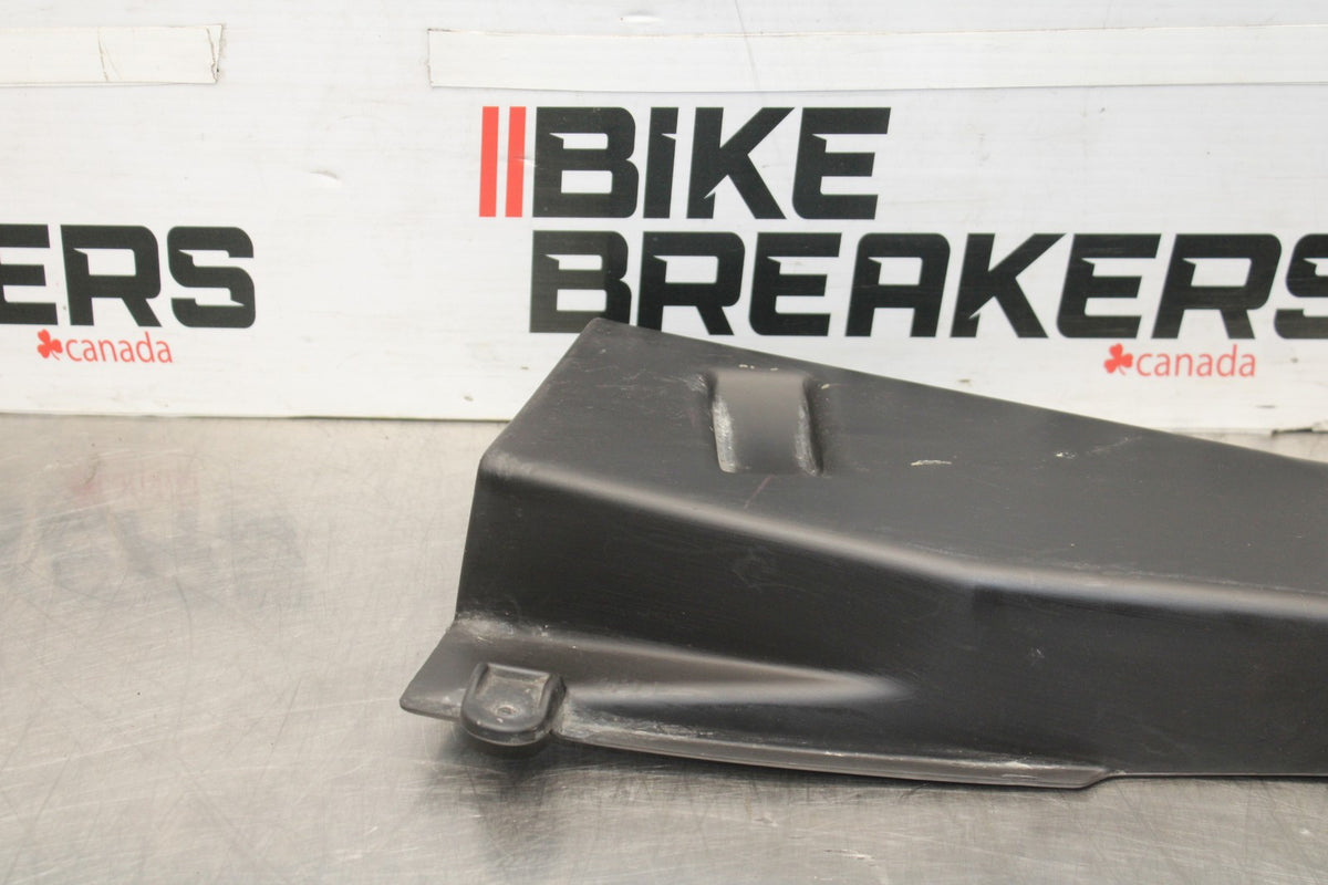 05 DUCATI SUPERSPORT 800 LEFT INNER FAIRING COWL PANEL TRIM OEM BB913