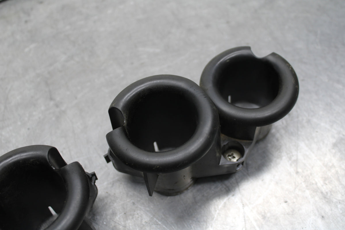 05-06 HONDA CBR600RR AIRBOX INTAKE VELOCITY STACKS BB739