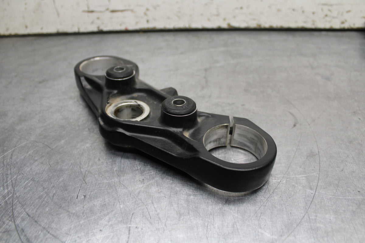 17-24 KTM 390 DUKE FORKS UPPER TRIPLE TREE CLAMP BB734