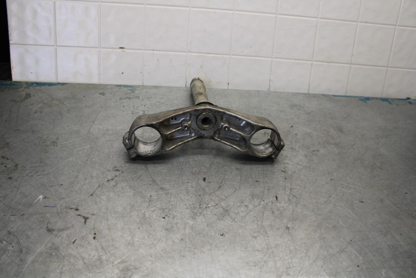 06-07 KAWASAKI NINJA ZX14R FRONT FORKS CLAMP LOWER TRIPLE TREE STEM bb433