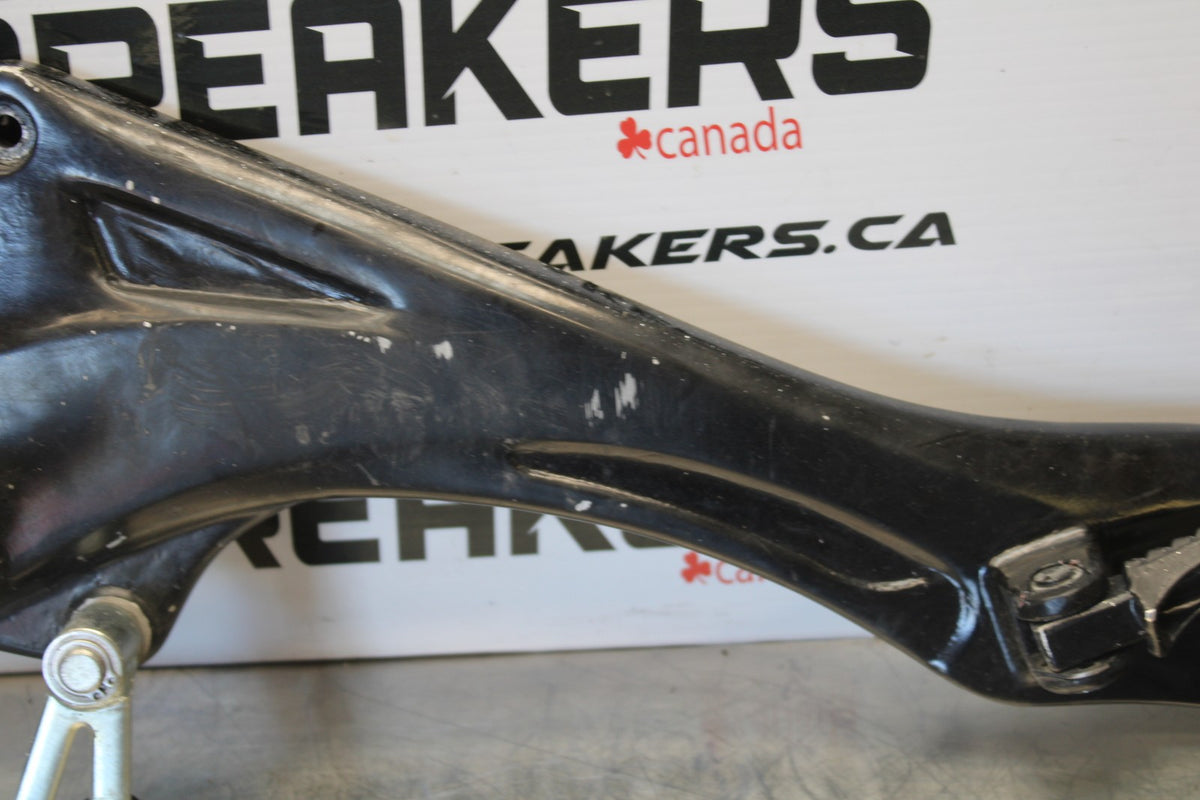 10 SUZUKI SV650 LEFT REARSET REAR SET DRIVER FOOT PEG REST STOP BB181