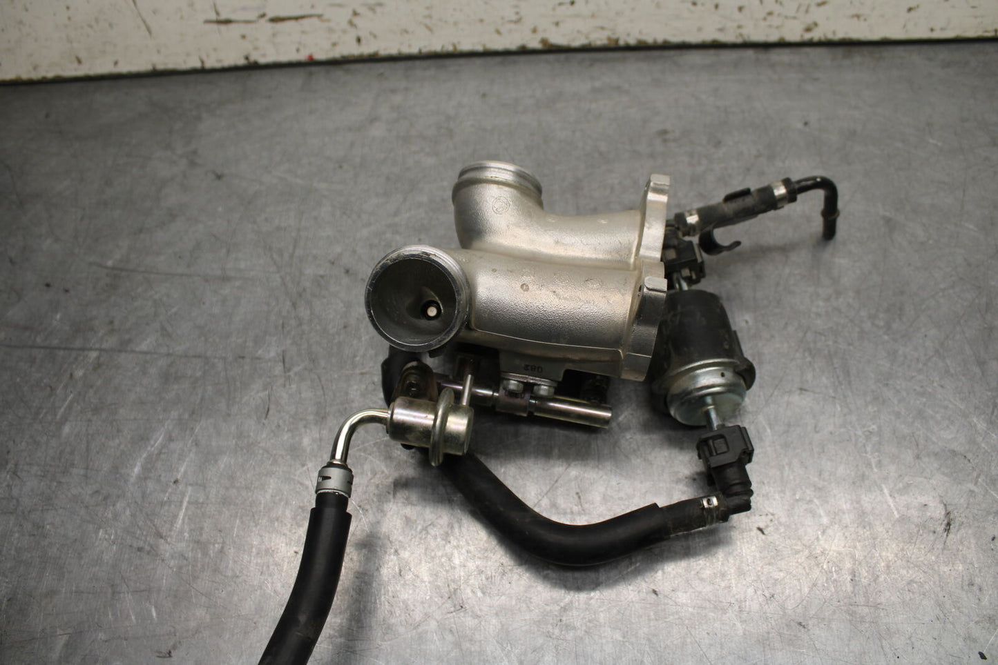 17-24 YAMAHA BOLT XVS950 AIR INTAKE MANIFOLD BB729