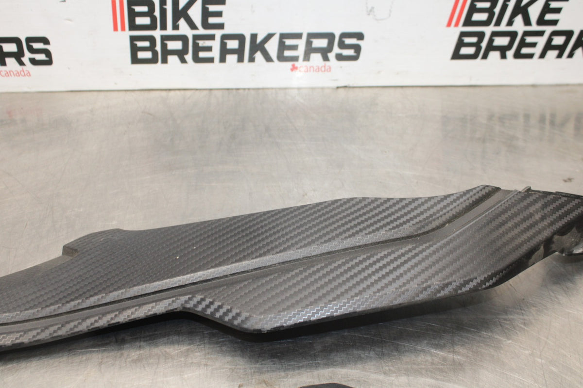 15-17 YAMAHA FJ09 RIGHT LEFT GAS FUEL TANK PANELS COVERS TRIM SET COWLS  BB906