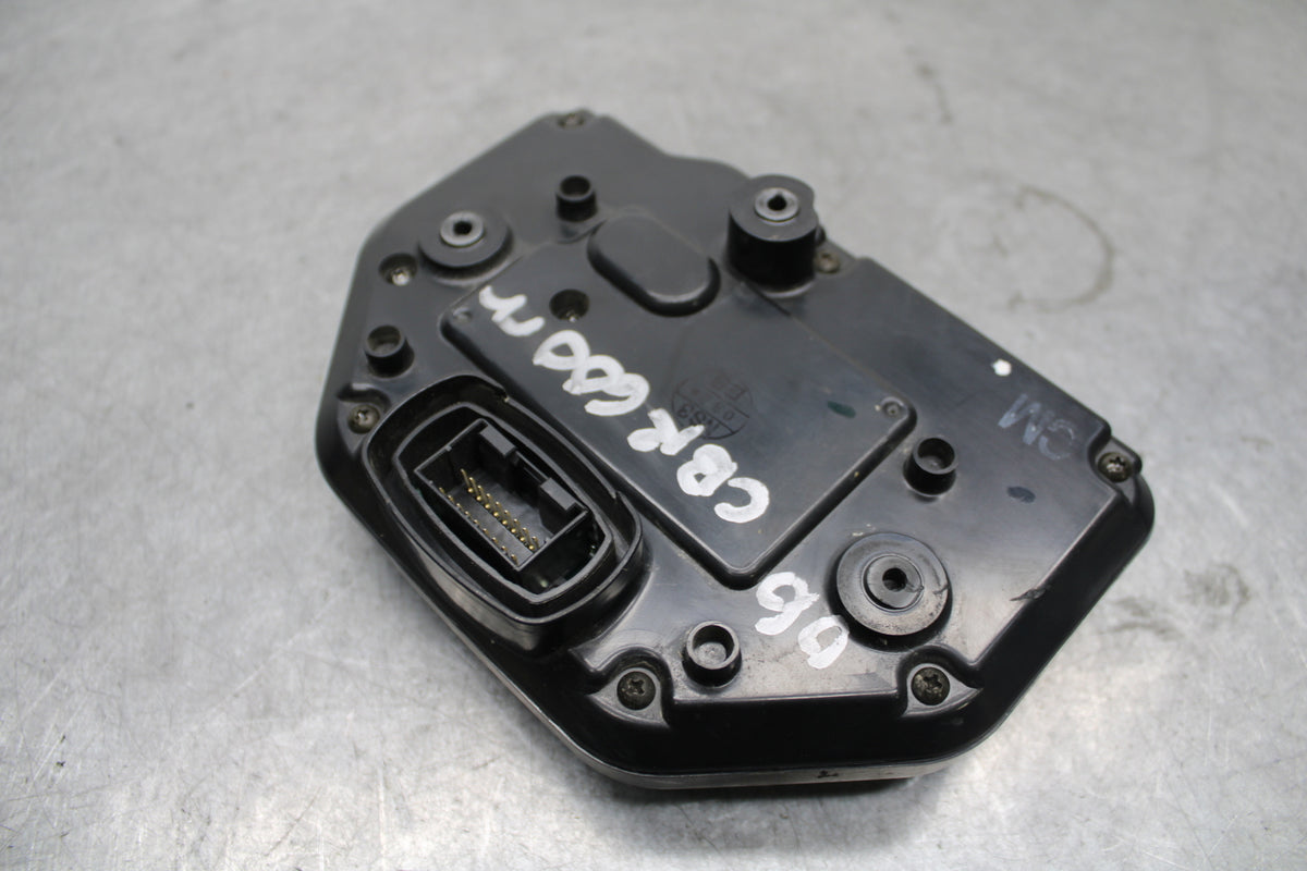 05-06 HONDA CBR600RR SPEEDO GAUGES DISPLAY CLUSTER SPEEDOMETER TACHOMETER BB399