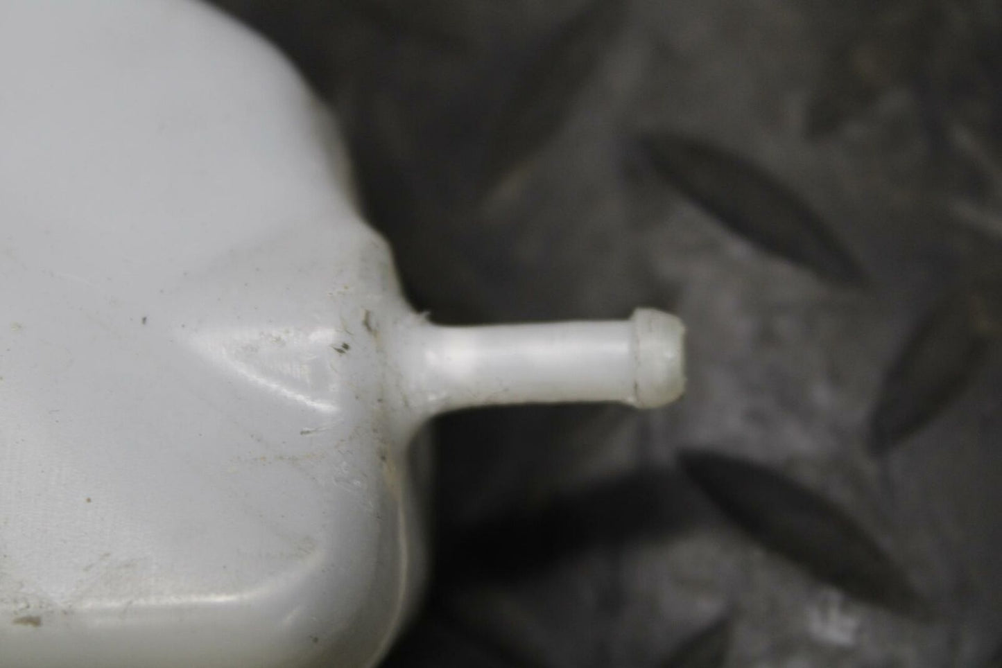 08-09 SUZUKI GSXR750 COOLANT WATER TANK RESERVOIR BOTTLE BB208