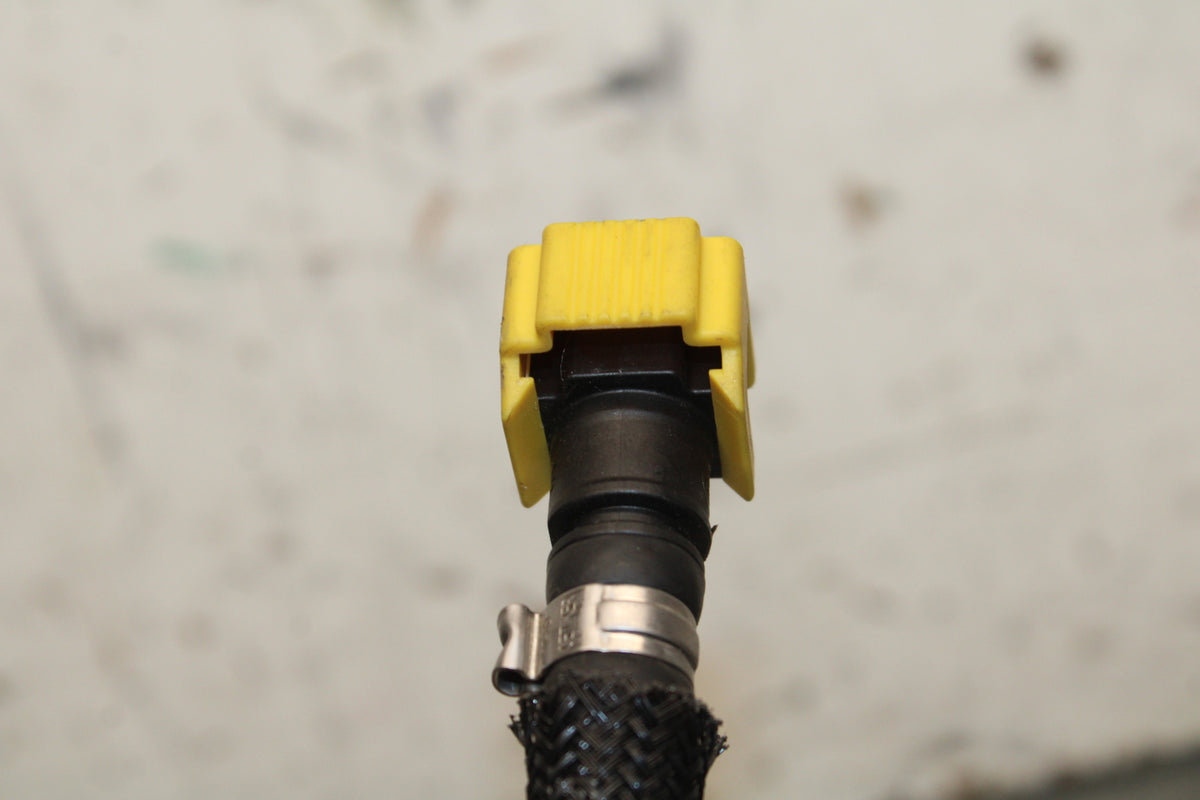 21-24 APRILIA TUONO 660 FACTORY FUEL HOSE GAS LINE TUBE PIPE BB733