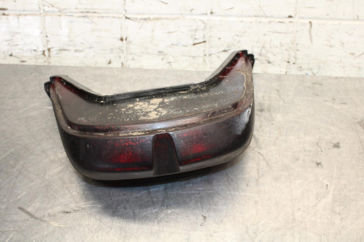2000 Yamaha YZF R6 REAR TAIL TAILLIGHT BACK BRAKE LIGHT 5EB-84710-10-00 BB558
