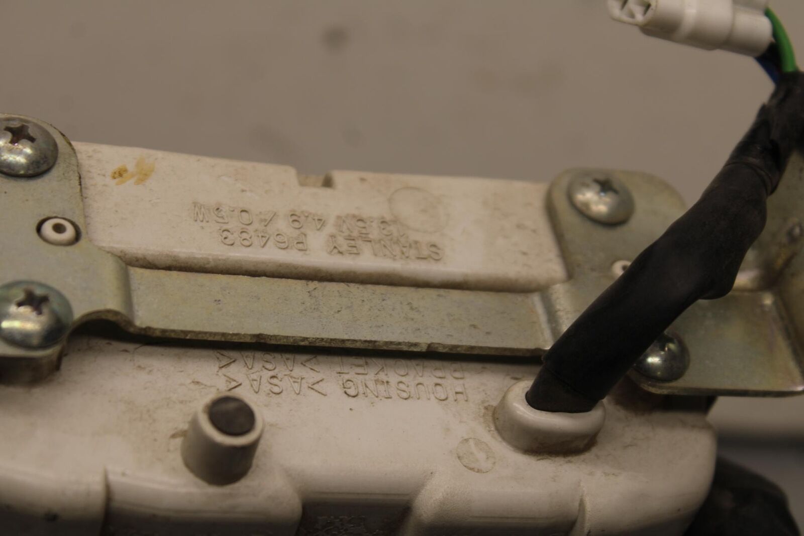 06-07 SUZUKI GSXR 600 REAR TAIL TAILLIGHT BACK BRAKE LIGHT BB104