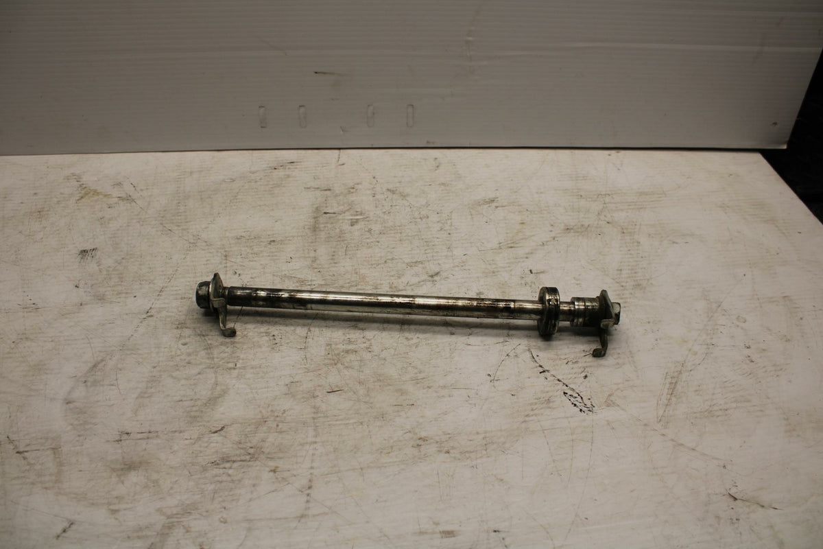 09 YAMAHA FZ6 REAR AXLE BACK WHEEL RIM PIVOT BOLT AXEL BB295