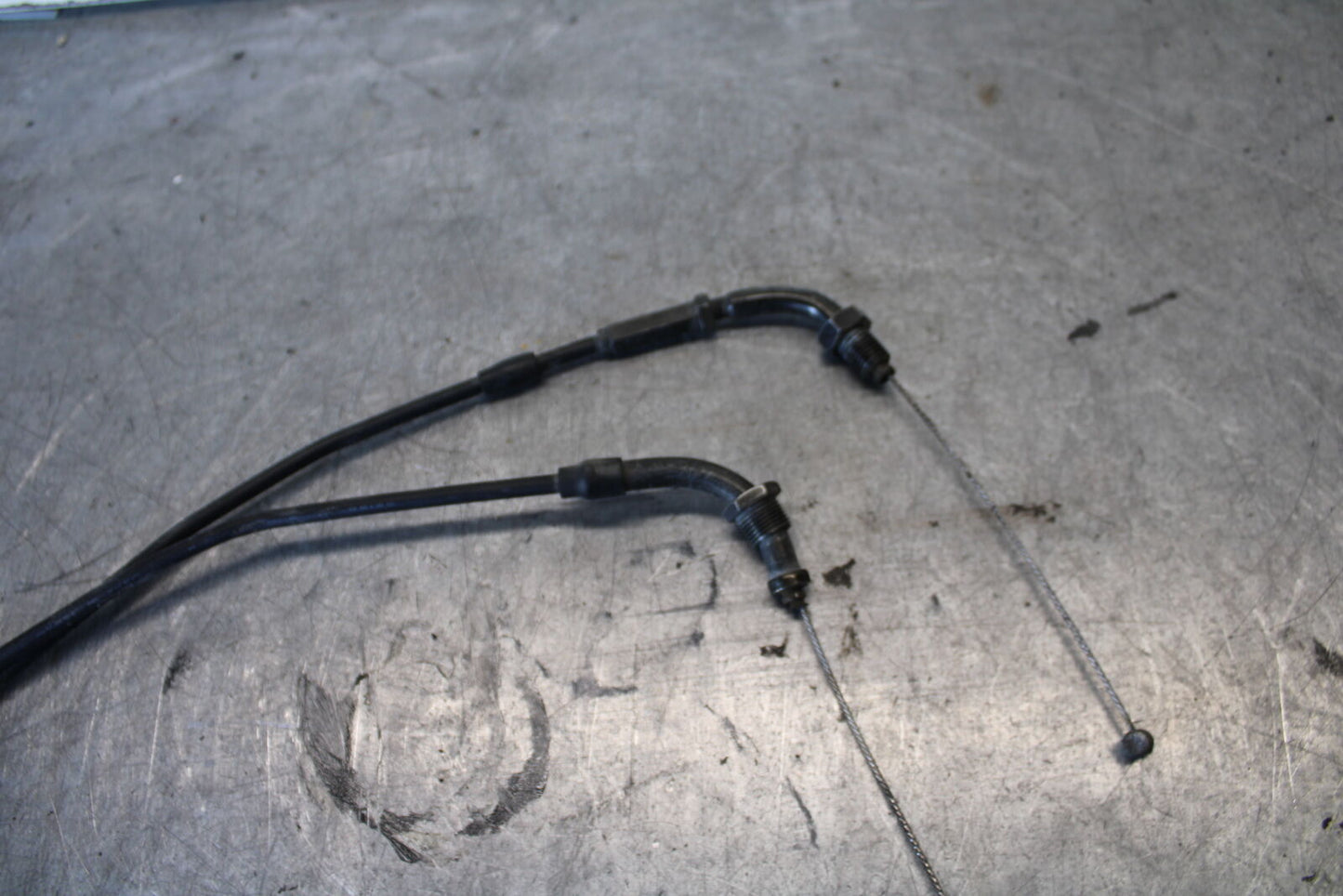 03-04 HONDA CBR600RR THROTTLE CABLES LINES 17910-MBW-D20 17920-MBW-D20 BB661
