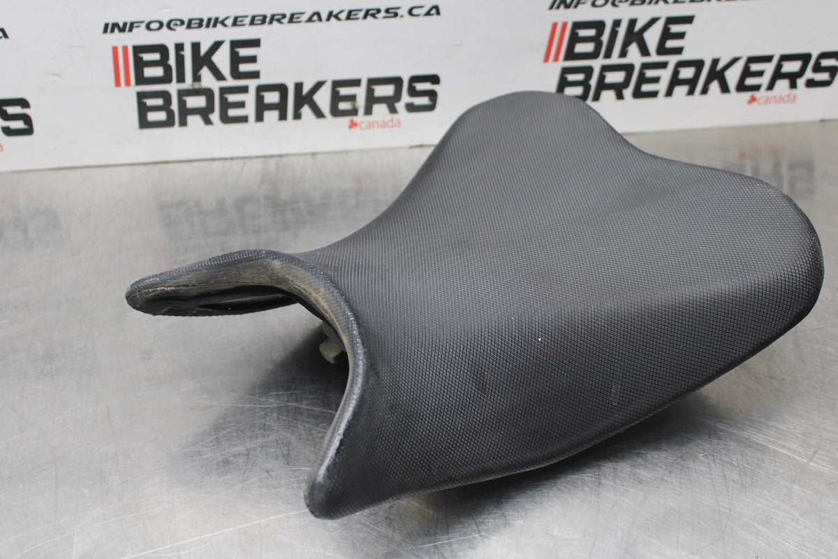 18-23 KAWASAKI NINJA 400 EX400 ABS FRONT DRIVERS SEAT PAD SADDLE PILLION BB795