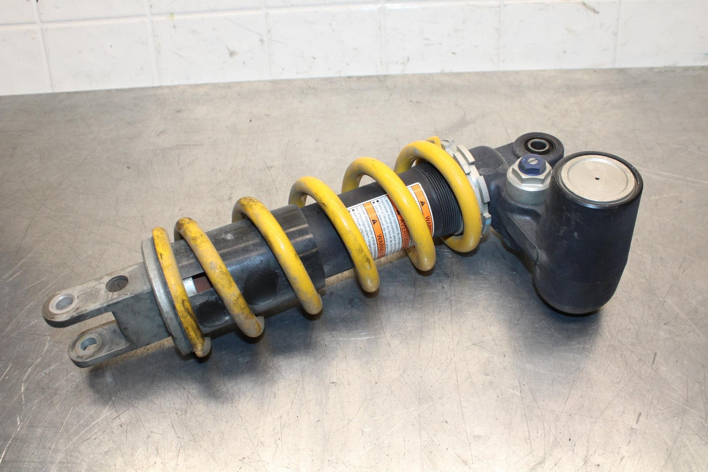 2008 Suzuki GSXR600 REAR BACK SHOCK ABSORBER SUSPENSION 62100-37H00-163 BB593