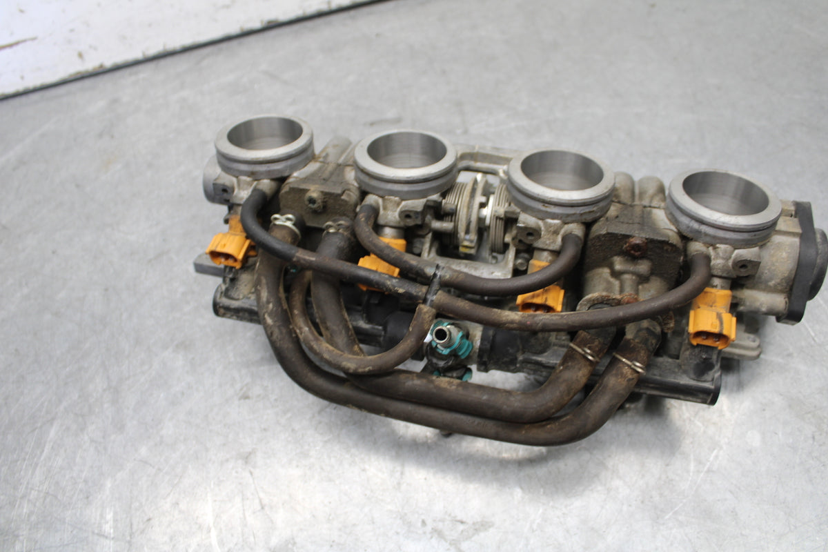 07-12 HONDA CBR600RR MAIN FUEL INJECTORS / THROTTLE BODIES 16400-MFJ-L01 BB672
