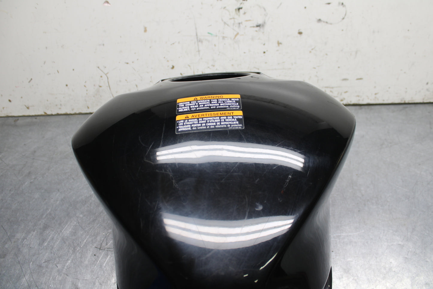 19-24 YAMAHA R3 GAS TANK FUEL CELL COVER FAIRING COWL BB736