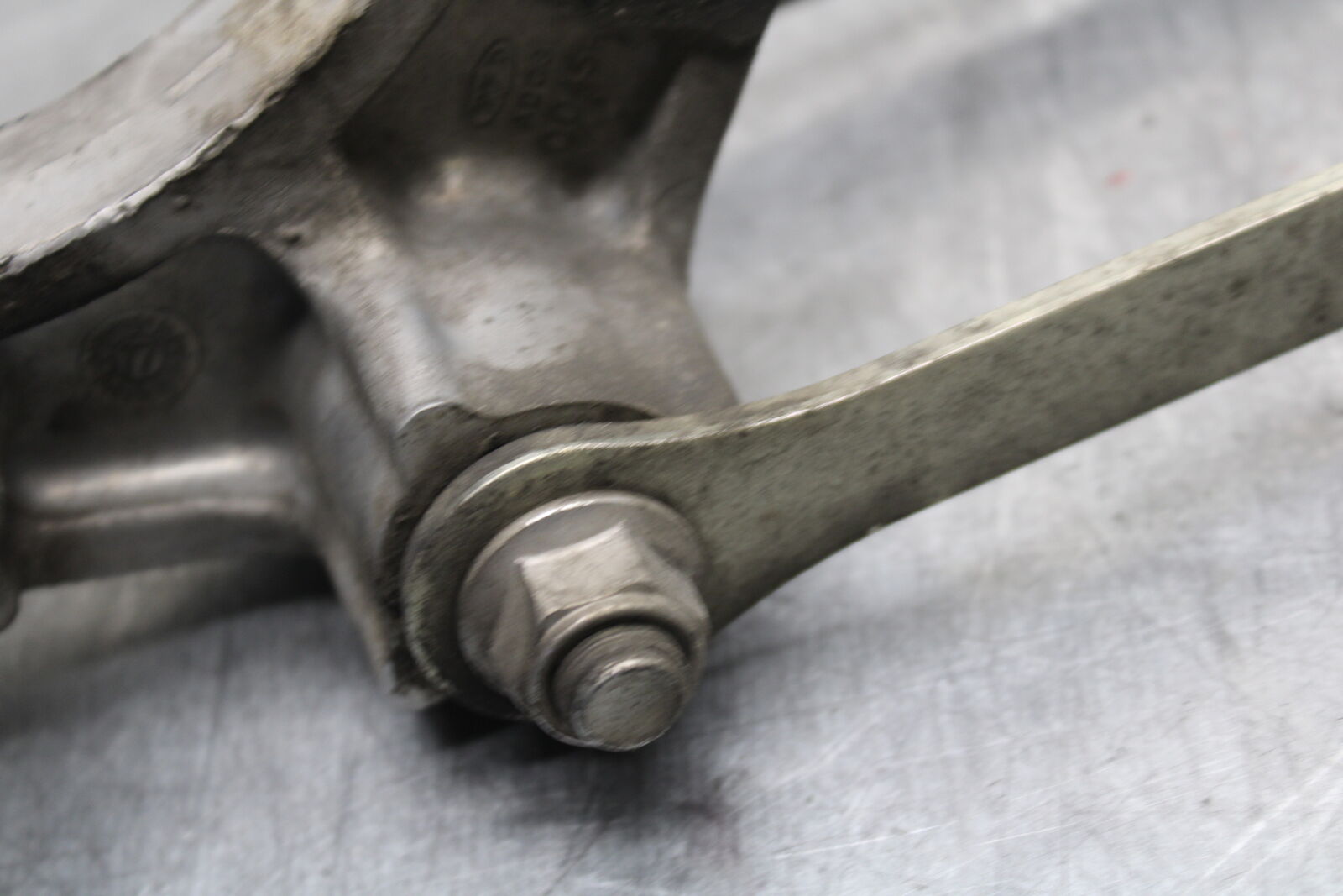 13-18 KAWASAKI NINJA ZX6R REAR DOGBONE SHOCK LINKAGE 39007-0045 39111-0316 BB666