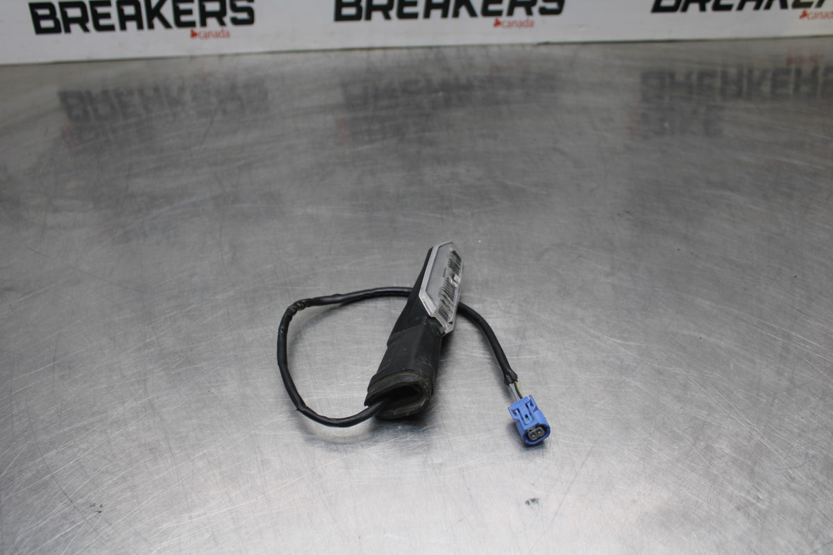 23-26 KAWASAKI NINJA ZX4RR REAR BACK TURN SIGNAL LIGHT INDICATOR BB872
