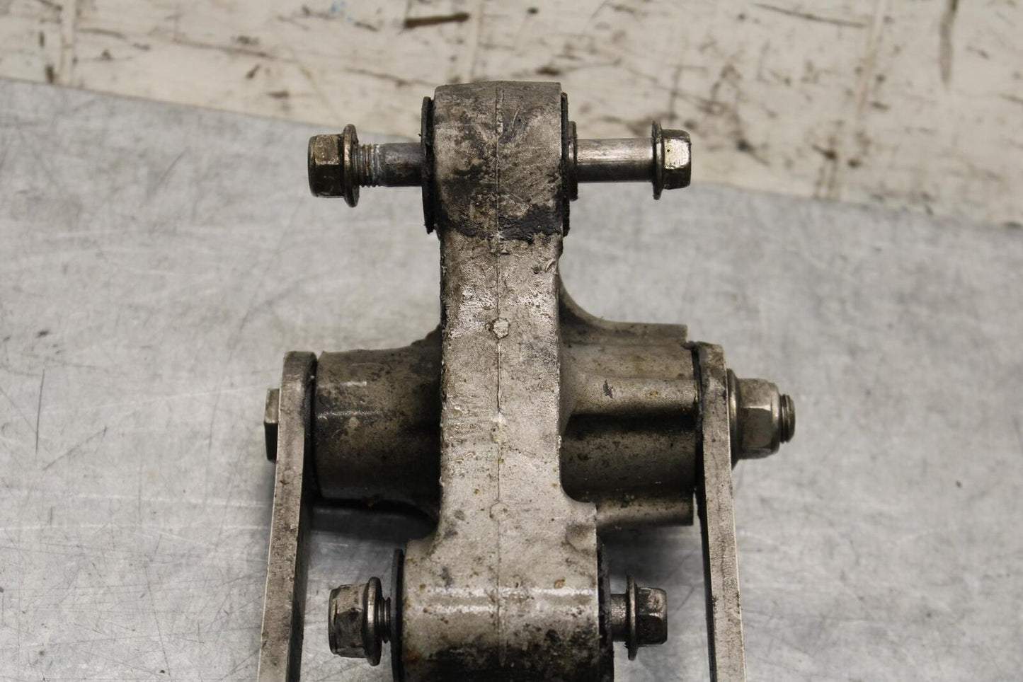 2000 Kawasaki Ninja ZX9R ZX900F REAR DOGBONE SHOCK LINKAGE LINK 39007-1287 BB70