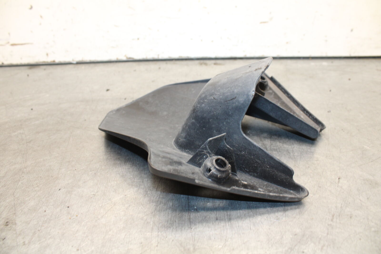 17-21 HONDA CBR1000RR SP REAR BACK WHEEL TIRE HUGGER FENDER BB681