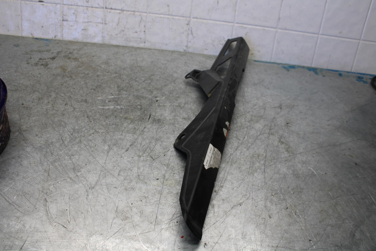 08-10 SUZUKI GSXR600 REAR BACK DRIVE CHAIN GUARD COVER SHIELD BB430