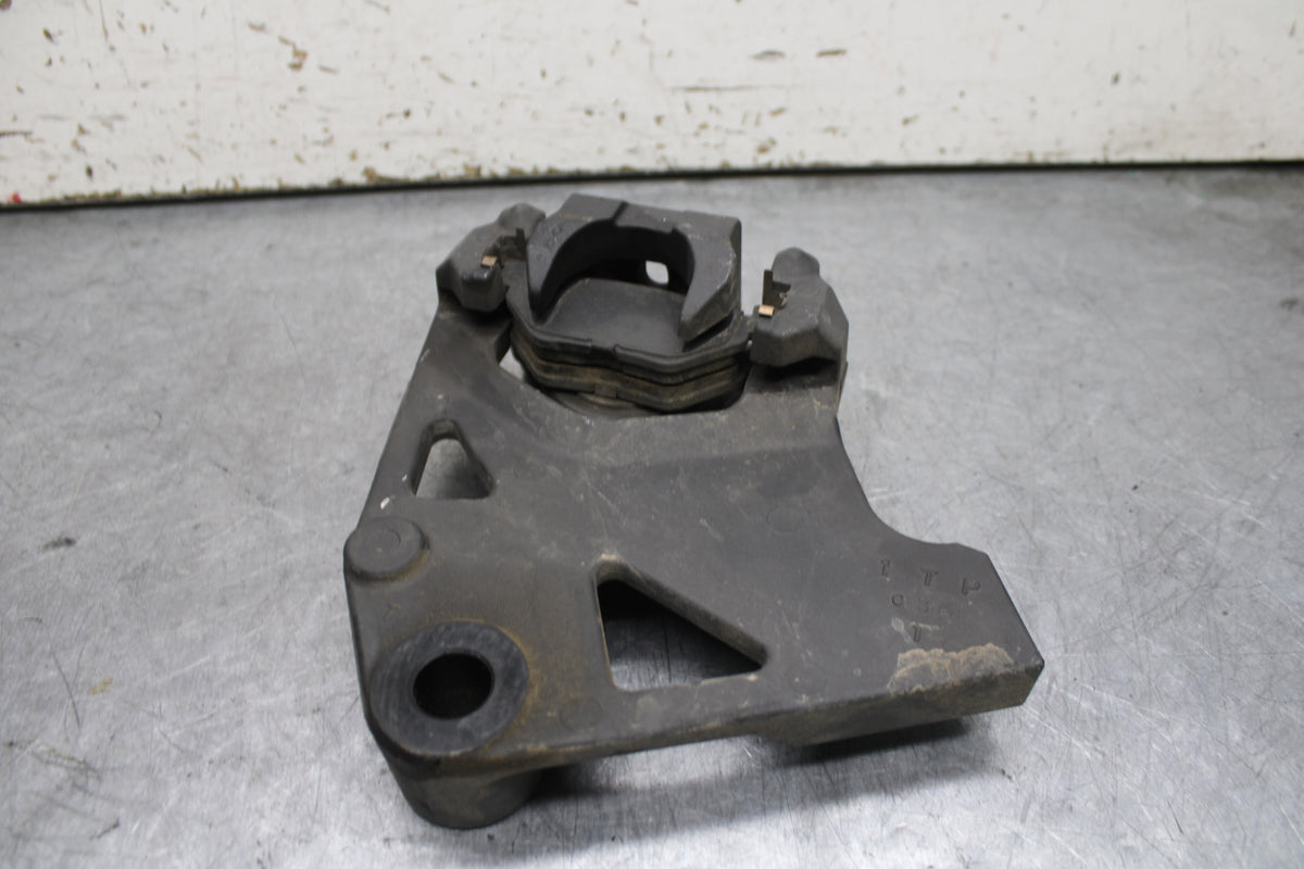 17-24 YAMAHA BOLT XVS950 REAR BACK BRAKE CALIPER W MOUNT BRACKET BB729