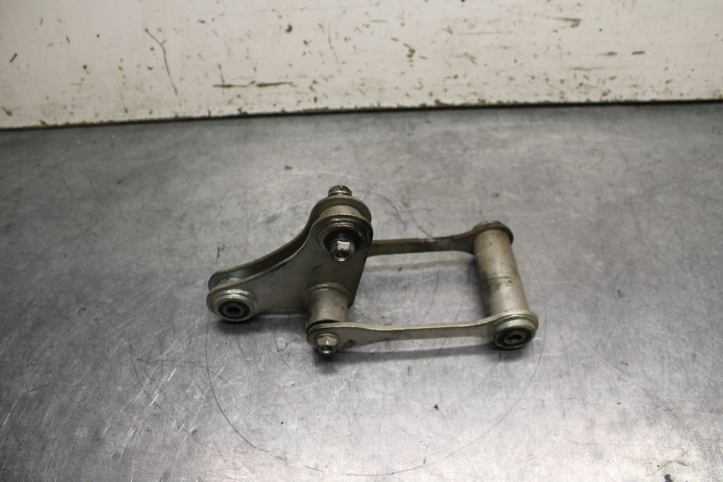 15-16 HONDA CB300F REAR DOGBONE SHOCK LINKAGE LINK BB740