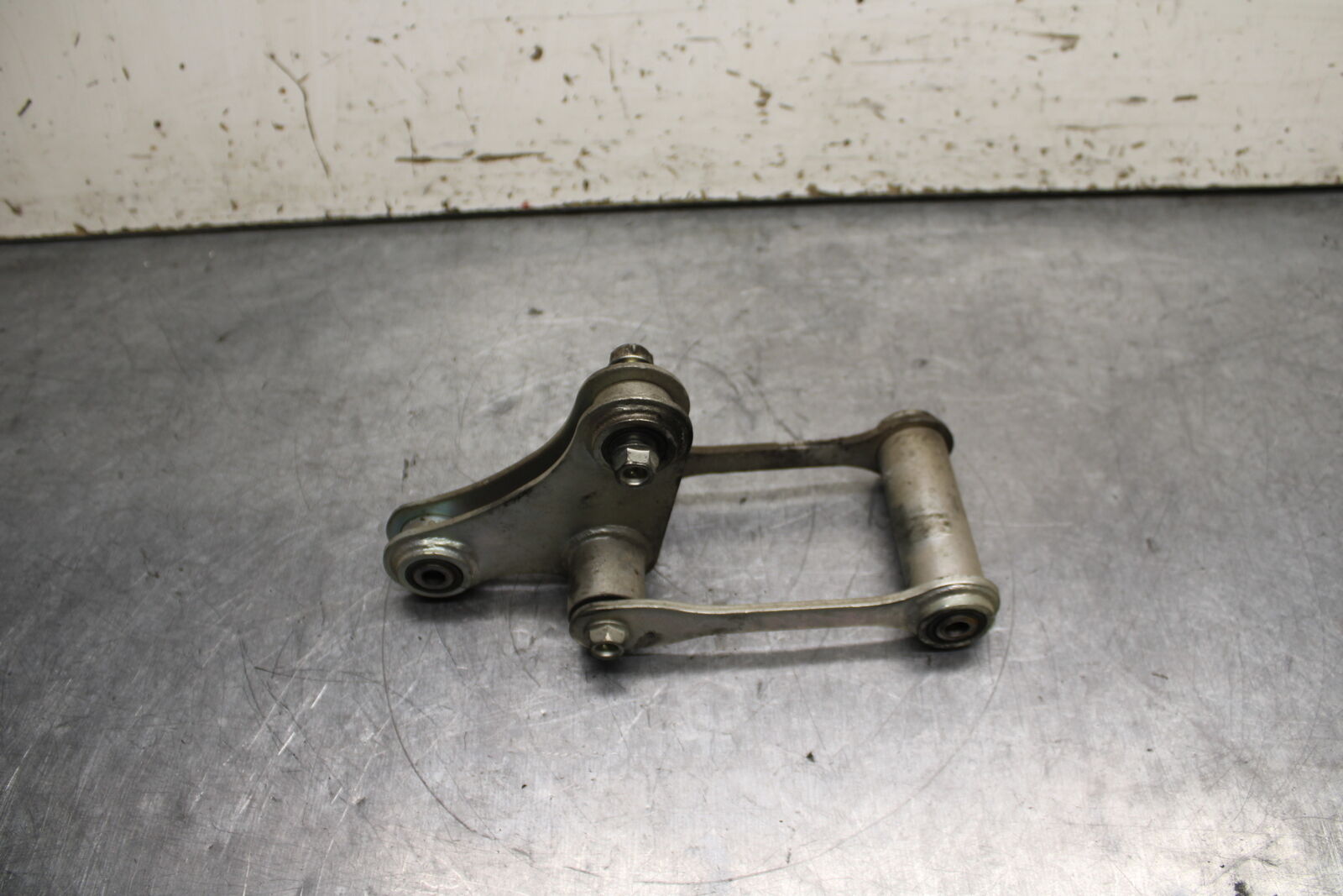 15-16 HONDA CB300F REAR DOGBONE SHOCK LINKAGE LINK BB740