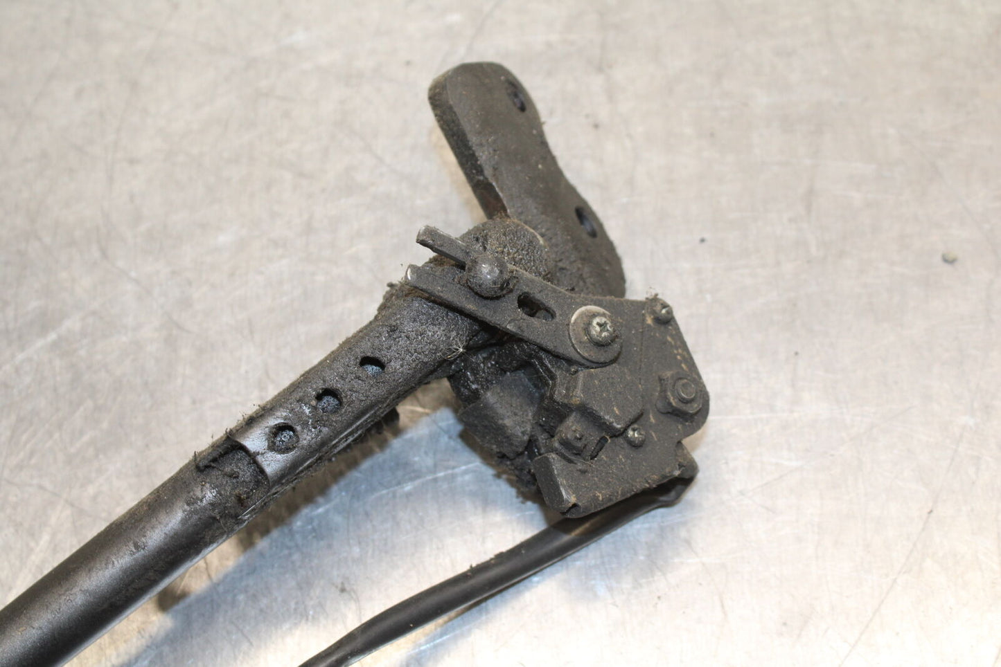 12-13 KAWASAKI Z1000 KICKSTAND SIDE KICK STAND BB743