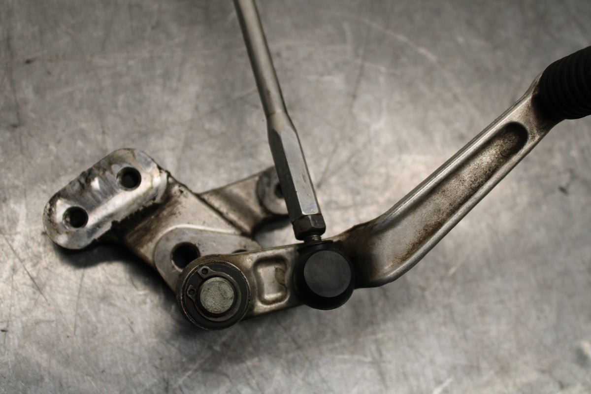 08-09 SUZUKI GSXR600 SHIFTER LINKAGE SHIFT LINK PEDAL BB728