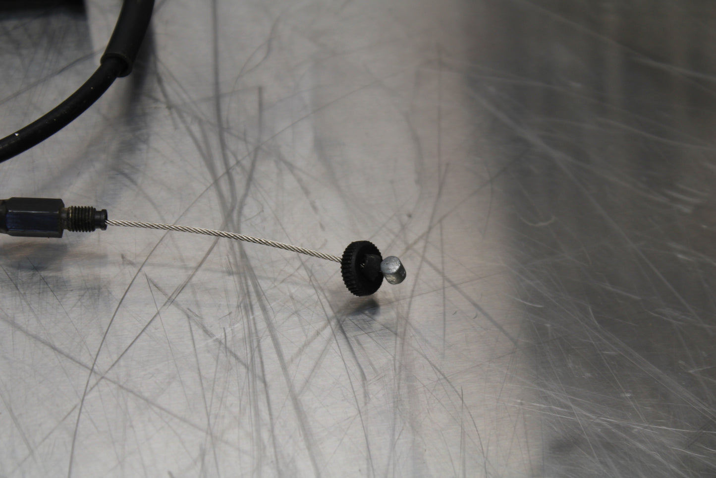 06-12 BMW F800ST THROTTLE CABLE LINE HOUSING GUIDE BB144