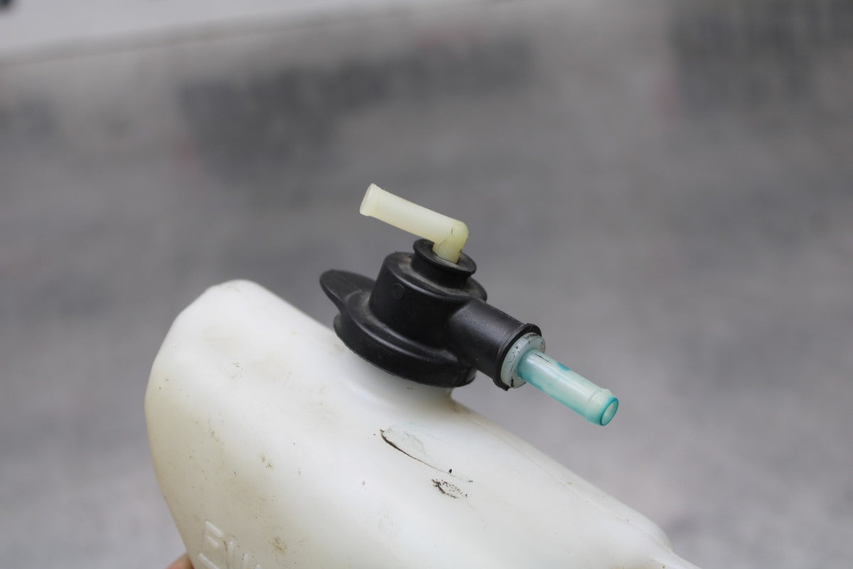 18 YAMAHA YZF R1  COOLANT WATER TANK RESERVOIR BOTTLE BB838